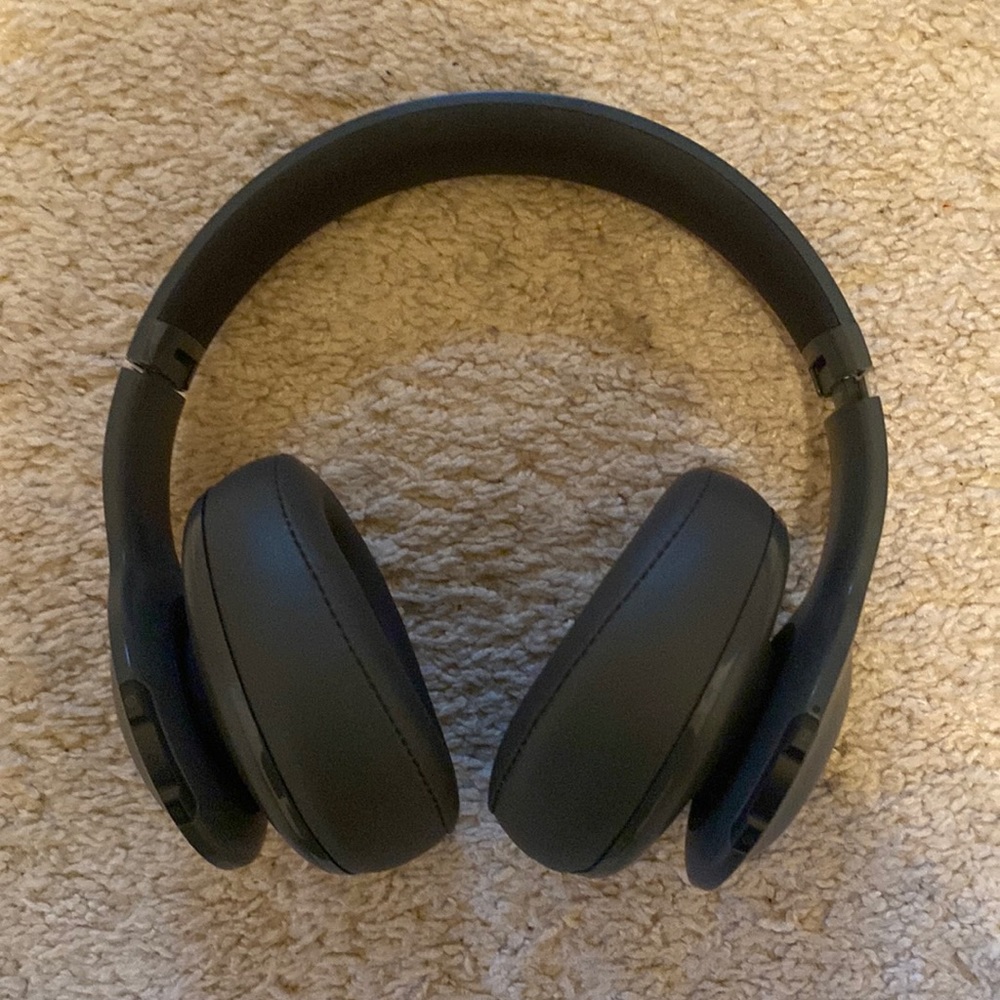 JBL EVEREST 700